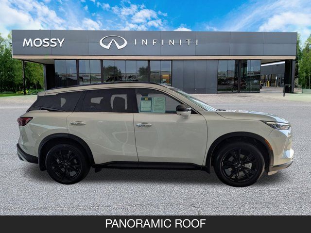 2025 INFINITI QX60 LUXE 2025 INFINITI QX60 LUXE