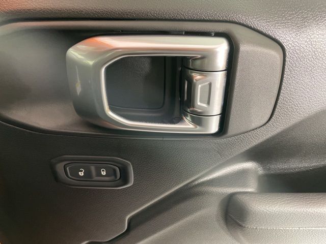 2025 Jeep Gladiator Willys