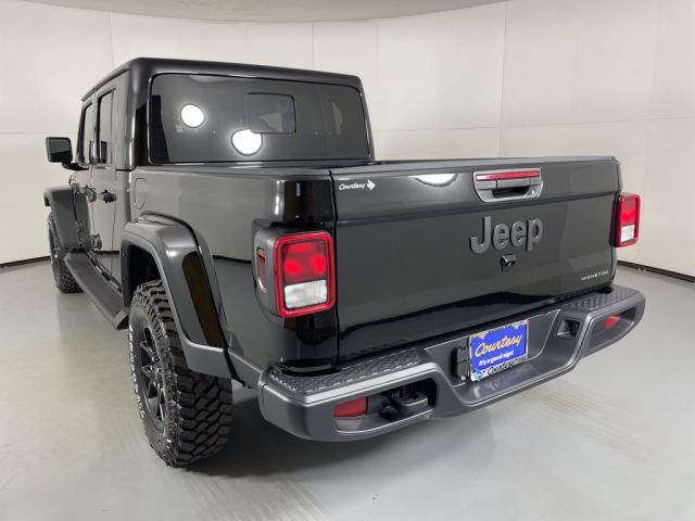 2025 Jeep Gladiator Sport