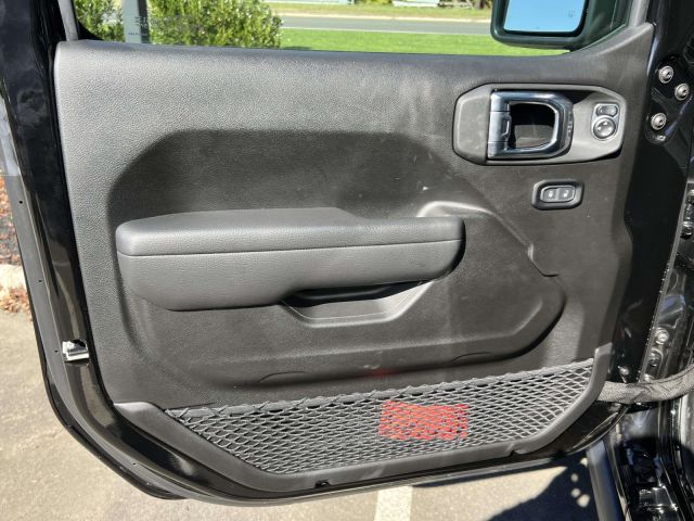 2025 Jeep Gladiator Willys 4x4 2025 Jeep Gladiator Willys 4x4