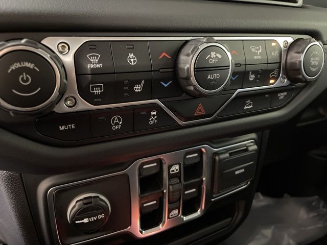 2025 Jeep Gladiator Sport 2025 Jeep Gladiator Sport