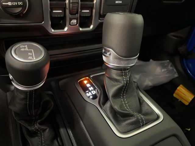 2025 Jeep Gladiator Sport 2025 Jeep Gladiator Sport