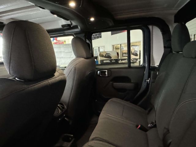 2025 Jeep Gladiator Sport S 4x4