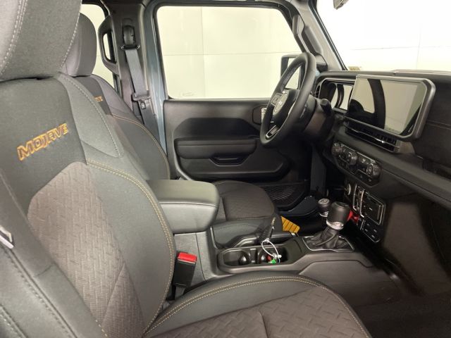 2025 Jeep Gladiator Mojave 2025 Jeep Gladiator Mojave