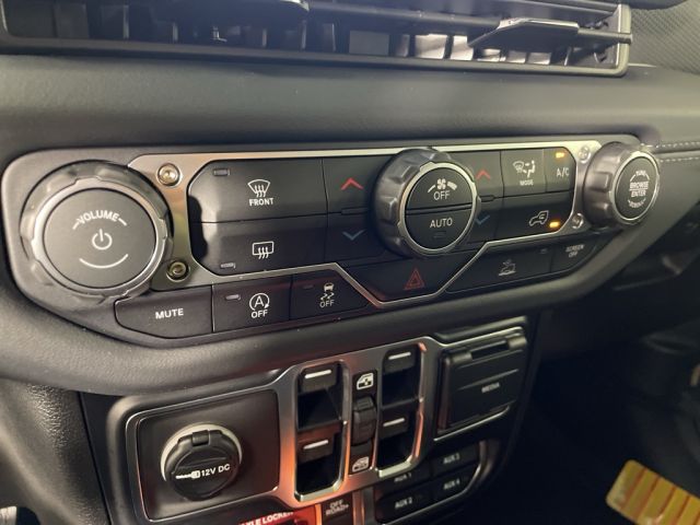 2025 Jeep Gladiator Mojave 2025 Jeep Gladiator Mojave