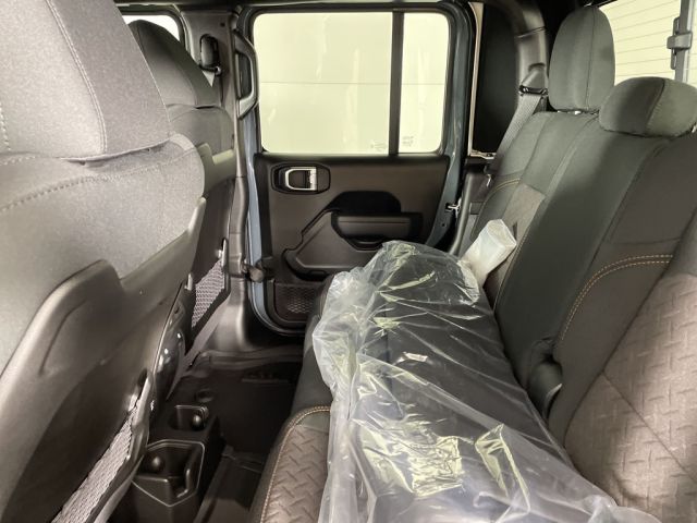 2025 Jeep Gladiator Mojave 2025 Jeep Gladiator Mojave