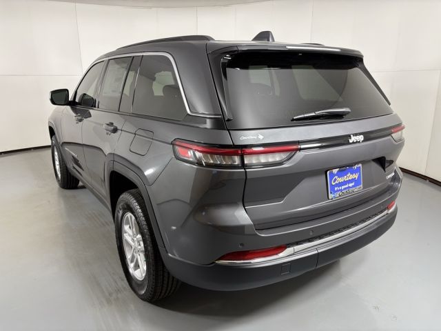 2025 Jeep Grand Cherokee Laredo 2025 Jeep Grand Cherokee Laredo