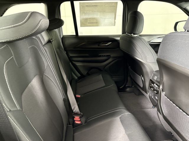 2025 Jeep Grand Cherokee Laredo 2025 Jeep Grand Cherokee Laredo