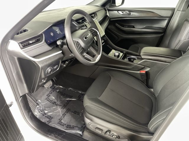 2025 Jeep Grand Cherokee Laredo 2025 Jeep Grand Cherokee Laredo