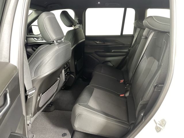 2025 Jeep Grand Cherokee Laredo 2025 Jeep Grand Cherokee Laredo