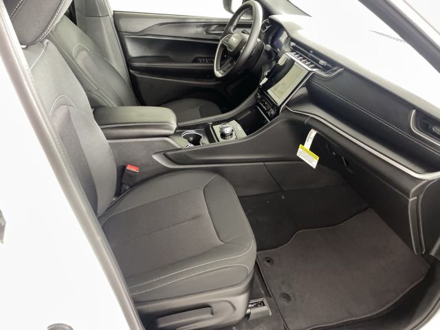 2025 Jeep Grand Cherokee Laredo 2025 Jeep Grand Cherokee Laredo