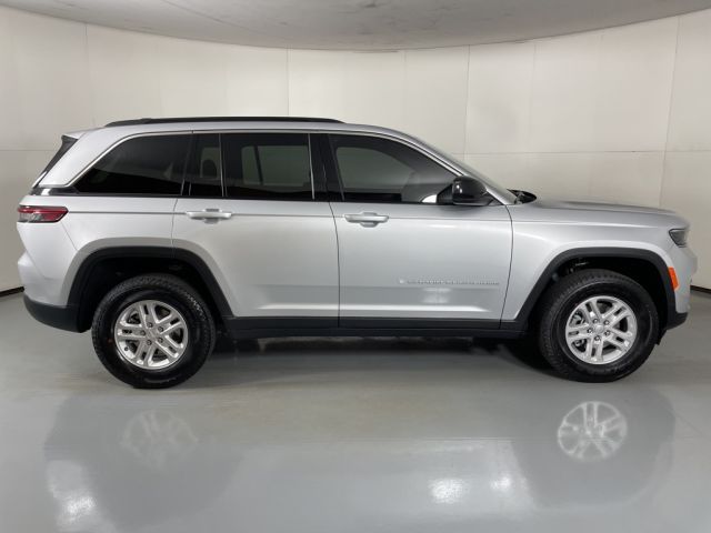 2025 Jeep Grand Cherokee Laredo 2025 Jeep Grand Cherokee Laredo
