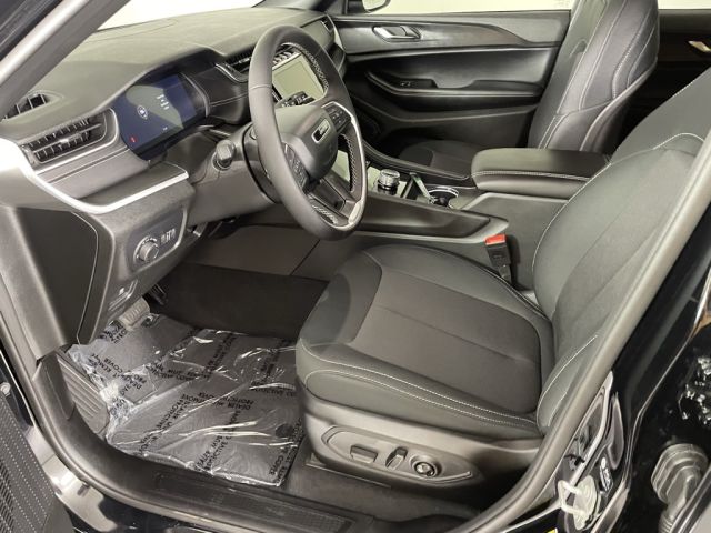 2025 Jeep Grand Cherokee Laredo 2025 Jeep Grand Cherokee Laredo