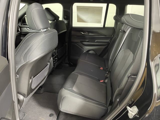 2025 Jeep Grand Cherokee Laredo 2025 Jeep Grand Cherokee Laredo