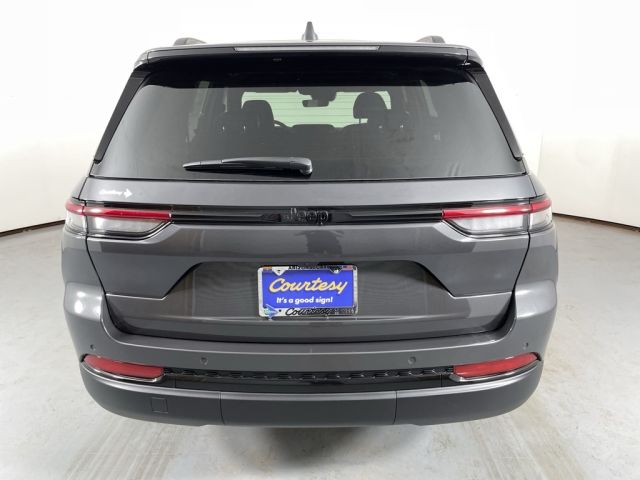 2025 Jeep Grand Cherokee Altitude 2025 Jeep Grand Cherokee Altitude