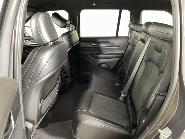 2025 Jeep Grand Cherokee Altitude 2025 Jeep Grand Cherokee Altitude