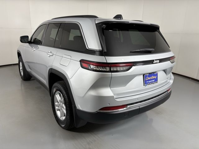 2025 Jeep Grand Cherokee Laredo 2025 Jeep Grand Cherokee Laredo