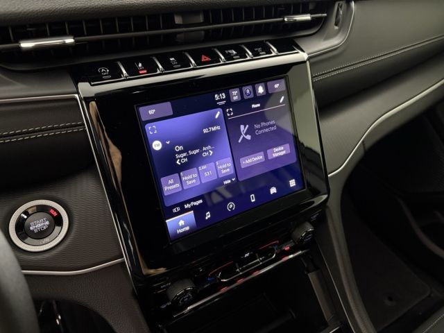 2025 Jeep Grand Cherokee Laredo 2025 Jeep Grand Cherokee Laredo