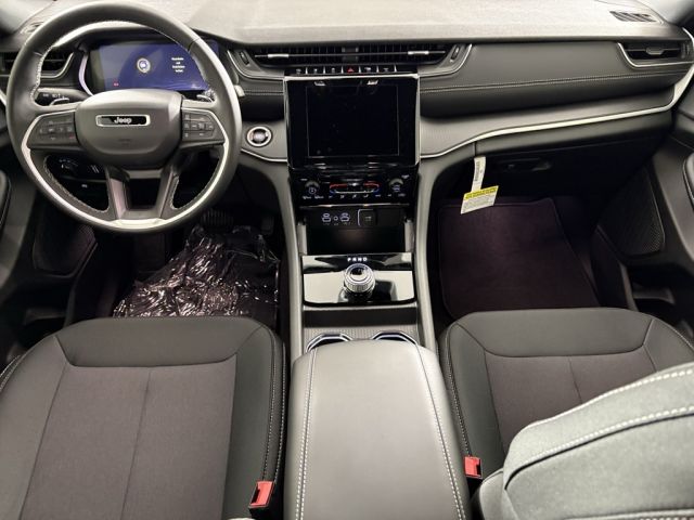 2025 Jeep Grand Cherokee Laredo 2025 Jeep Grand Cherokee Laredo