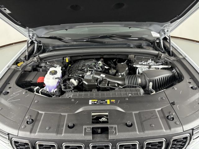 2025 Jeep Grand Cherokee Laredo 2025 Jeep Grand Cherokee Laredo