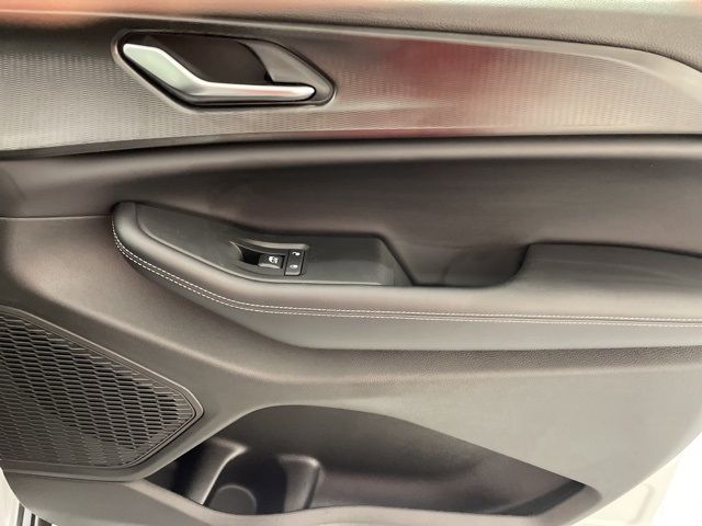 2025 Jeep Grand Cherokee Altitude 2025 Jeep Grand Cherokee Altitude