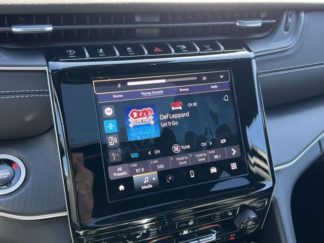 2025 Jeep Grand Cherokee Altitude X 4x4