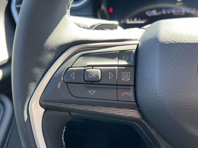 2025 Jeep Grand Cherokee Altitude X 4x4