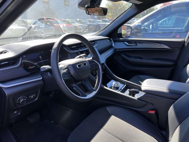 2025 Jeep Grand Cherokee Altitude X 4x4