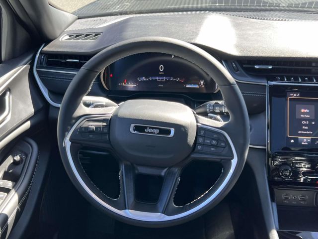 2025 Jeep Grand Cherokee Altitude X 4x4