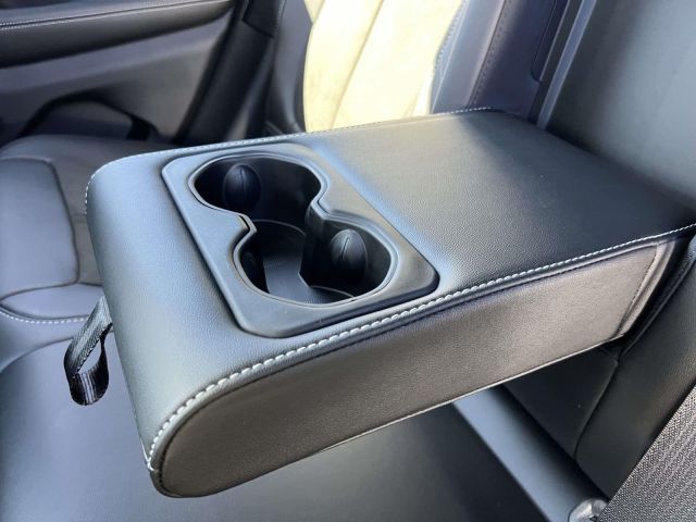 2025 Jeep Grand Cherokee Altitude X 4x4