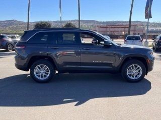 2025 Jeep Grand Cherokee Laredo 2025 Jeep Grand Cherokee Laredo