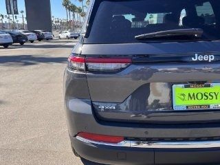 2025 Jeep Grand Cherokee Laredo 2025 Jeep Grand Cherokee Laredo