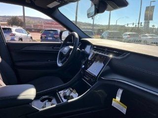 2025 Jeep Grand Cherokee Laredo 2025 Jeep Grand Cherokee Laredo