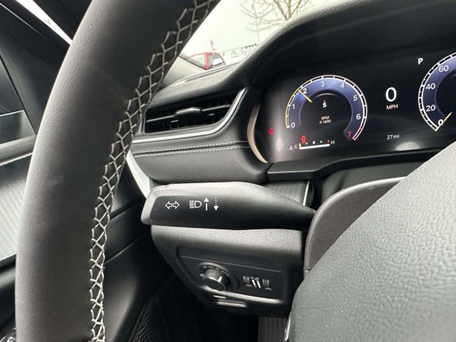 2025 Jeep Grand Cherokee Laredo X 4x4