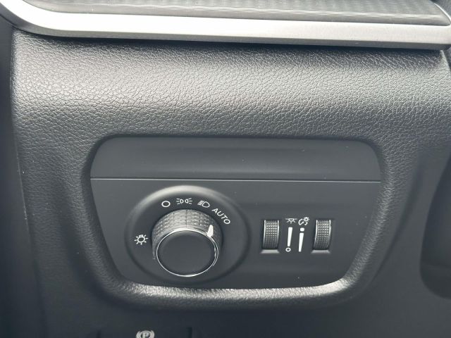 2025 Jeep Grand Cherokee Laredo X 4x4