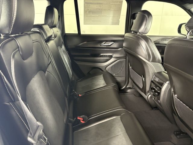 2025 Jeep Grand Cherokee Laredo 2025 Jeep Grand Cherokee Laredo