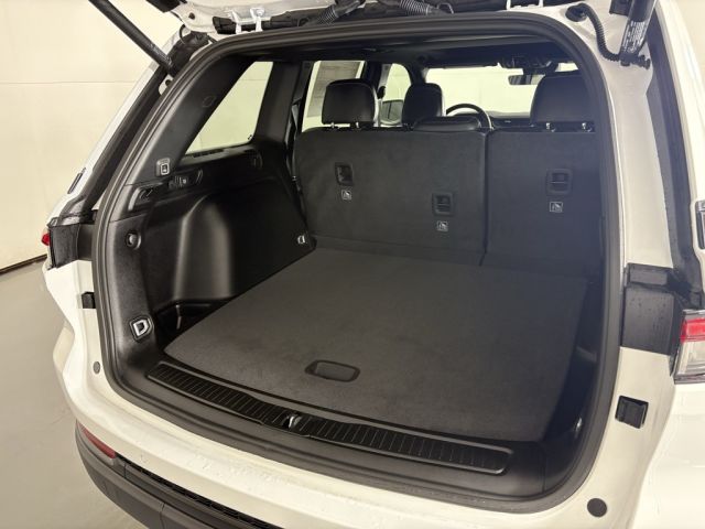 2025 Jeep Grand Cherokee Laredo 2025 Jeep Grand Cherokee Laredo