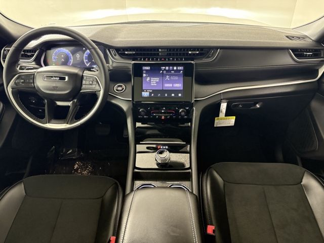 2025 Jeep Grand Cherokee Laredo 2025 Jeep Grand Cherokee Laredo