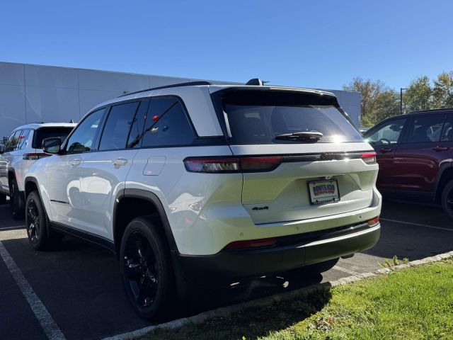 2025 Jeep Grand Cherokee ALTITUDE X 4X4 2025 Jeep Grand Cherokee ALTITUDE X 4X4