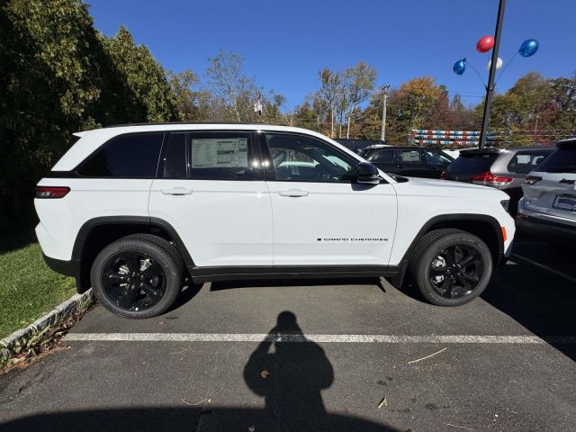 2025 Jeep Grand Cherokee ALTITUDE X 4X4 2025 Jeep Grand Cherokee ALTITUDE X 4X4