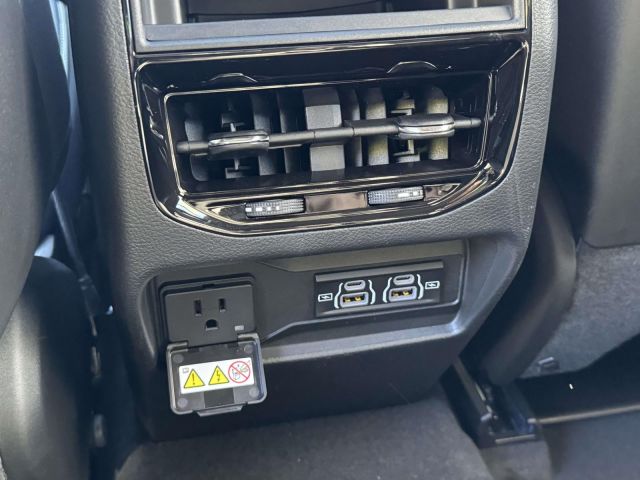 2025 Jeep Grand Cherokee ALTITUDE X 4X4 2025 Jeep Grand Cherokee ALTITUDE X 4X4