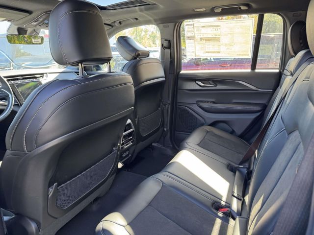 2025 Jeep Grand Cherokee ALTITUDE X 4X4 2025 Jeep Grand Cherokee ALTITUDE X 4X4