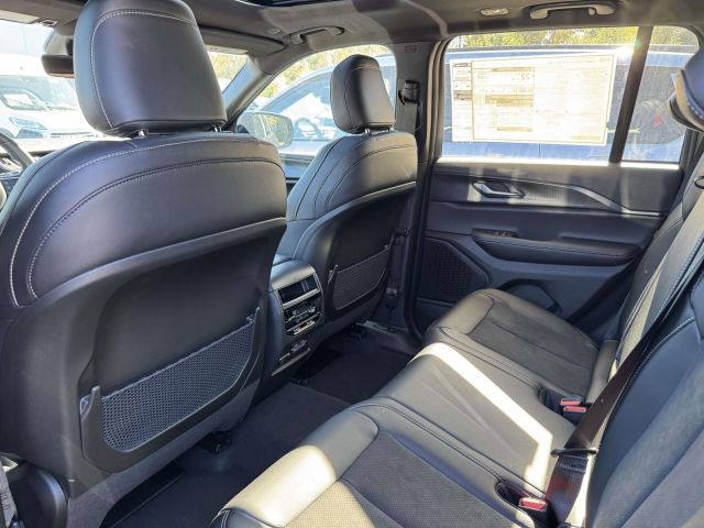 2025 Jeep Grand Cherokee ALTITUDE X 4X4 2025 Jeep Grand Cherokee ALTITUDE X 4X4