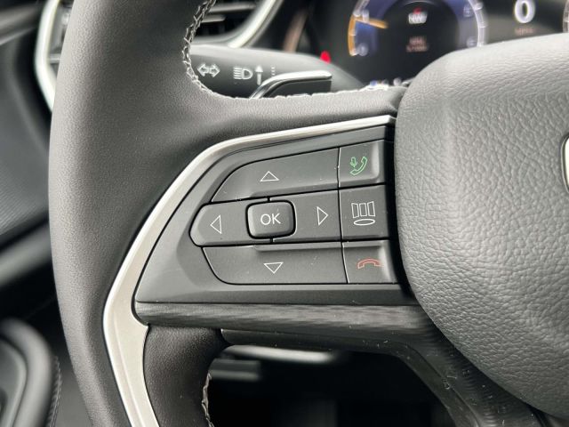 2025 Jeep Grand Cherokee ALTITUDE X 4X4 2025 Jeep Grand Cherokee ALTITUDE X 4X4