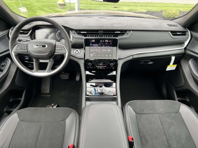 2025 Jeep Grand Cherokee ALTITUDE X 4X4 2025 Jeep Grand Cherokee ALTITUDE X 4X4