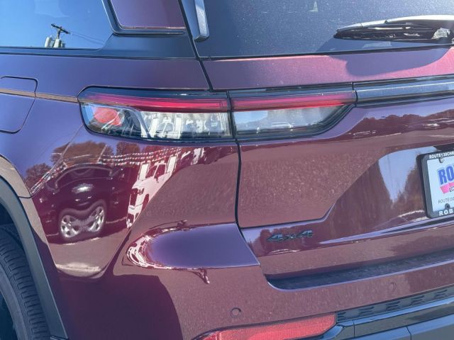 2025 Jeep Grand Cherokee ALTITUDE X 4X4 2025 Jeep Grand Cherokee ALTITUDE X 4X4