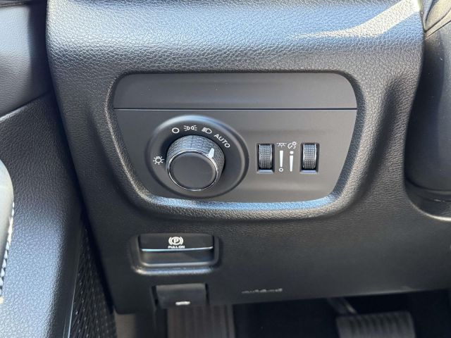 2025 Jeep Grand Cherokee ALTITUDE X 4X4 2025 Jeep Grand Cherokee ALTITUDE X 4X4