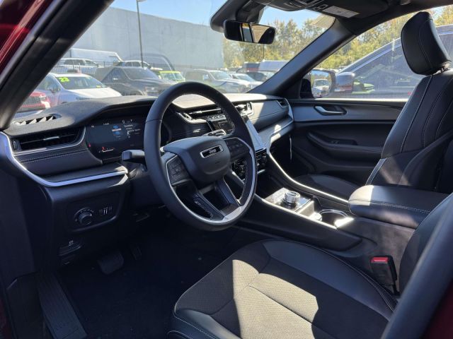 2025 Jeep Grand Cherokee ALTITUDE X 4X4 2025 Jeep Grand Cherokee ALTITUDE X 4X4