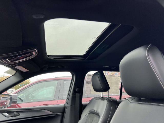 2025 Jeep Grand Cherokee ALTITUDE X 4X4 2025 Jeep Grand Cherokee ALTITUDE X 4X4