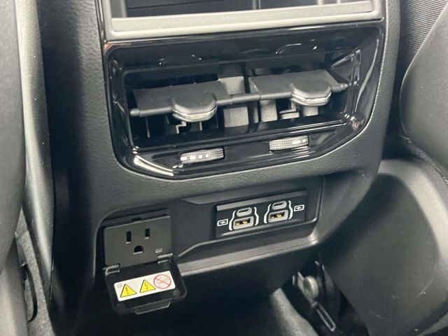 2025 Jeep Grand Cherokee ALTITUDE X 4X4 2025 Jeep Grand Cherokee ALTITUDE X 4X4